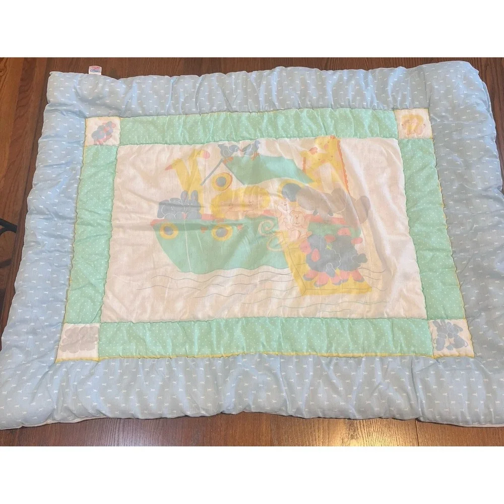 VTG Baby Dreams Bibb USA Crib Quilt Blanket Noah's Ark Animals Pastel Nursery